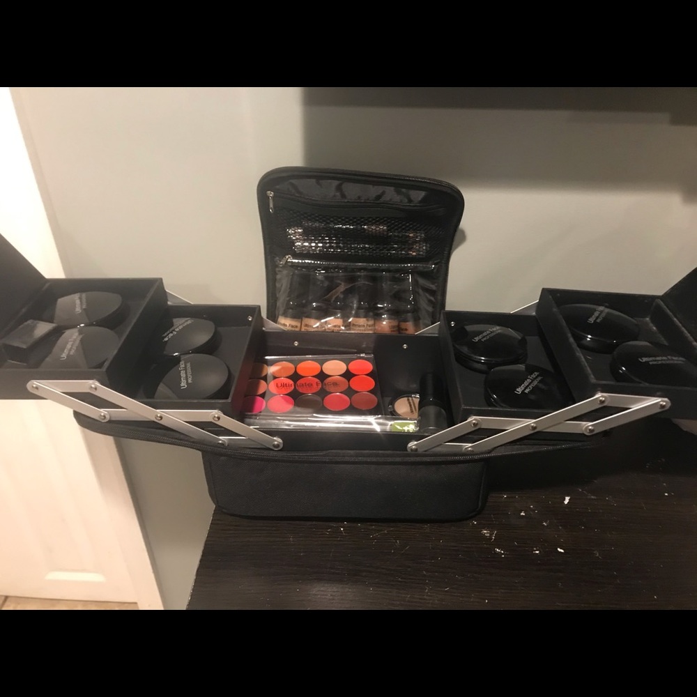 ultimate face professional makeup kit